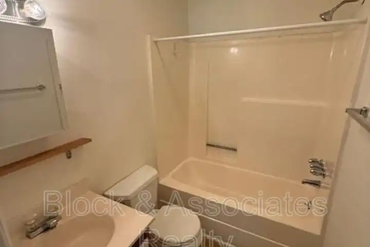 118 Reece Ct unit B - Randleman, NC 27317 | ApartmentGuide.com