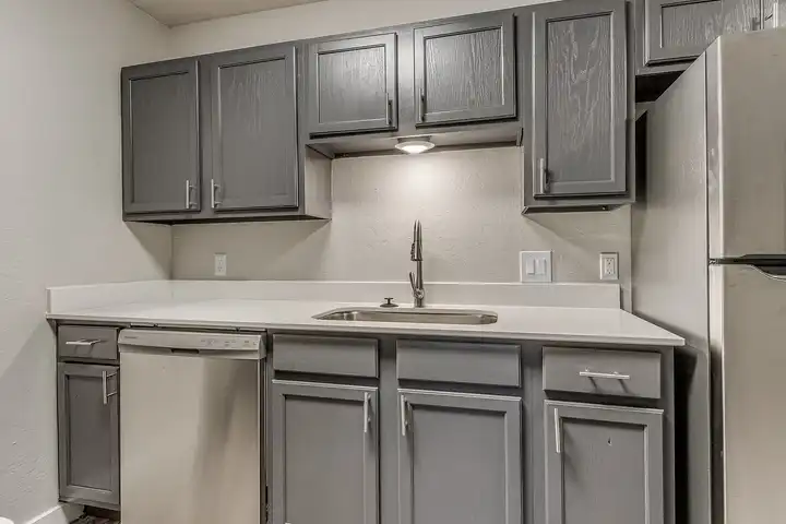 Oak Place - Oklahoma City, OK 73170 | ApartmentGuide.com