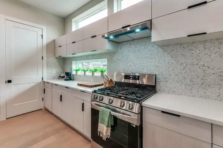 145 N Henderson Ave #104 - Dallas, TX 75214 | ApartmentGuide.com