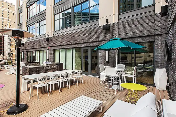 28Grand - Detroit, MI 48226 | ApartmentGuide.com
