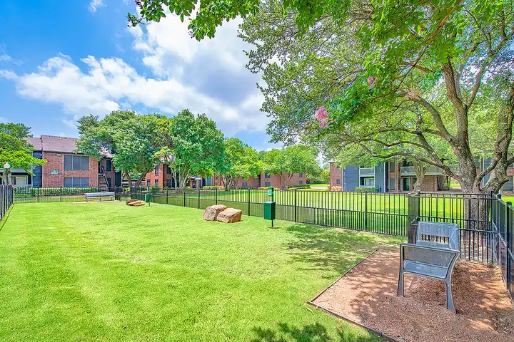 MAA Highlands North - Dallas, TX 75248 | ApartmentGuide.com
