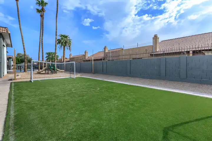 Palisade Park Aparments - Phoenix, AZ 85015 | ApartmentGuide.com