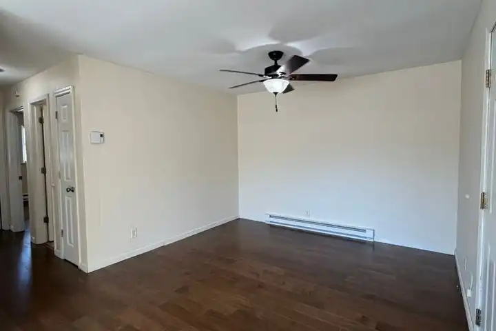 310 Lincoln St - Sheldon, IL 60966 | ApartmentGuide.com