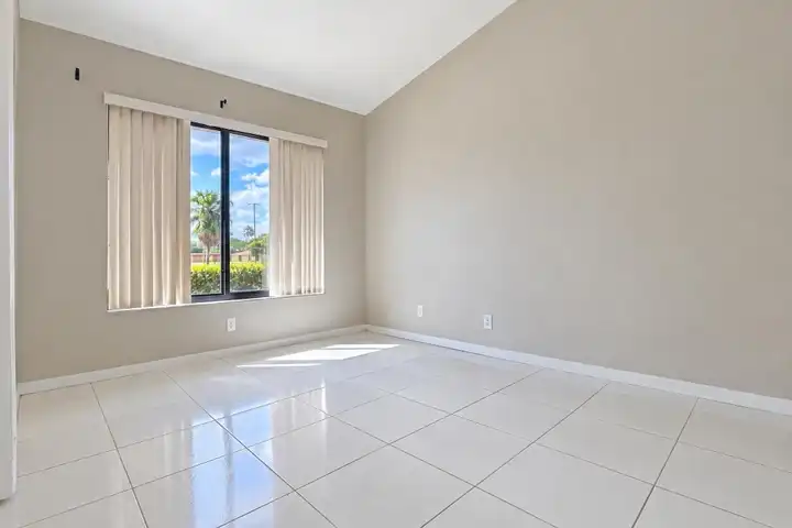 3559 RIVERSIDE Drive #3559 - Coral Springs, FL 33065 | ApartmentGuide.com