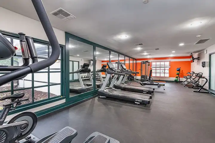 The Taylor at 502 - Louisville, KY 40220 | ApartmentGuide.com