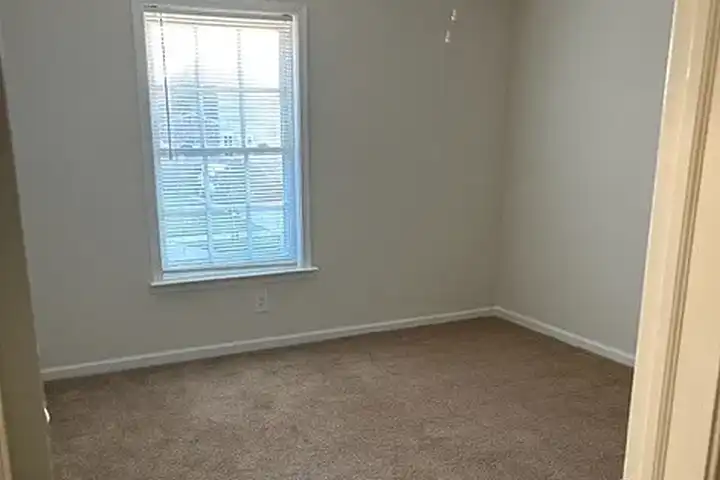 Patterson Crossing - Hampton, VA 23669 | ApartmentGuide.com