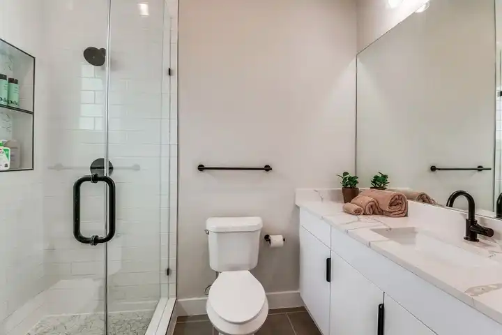 145 N Henderson Ave #104 - Dallas, TX 75214 | ApartmentGuide.com