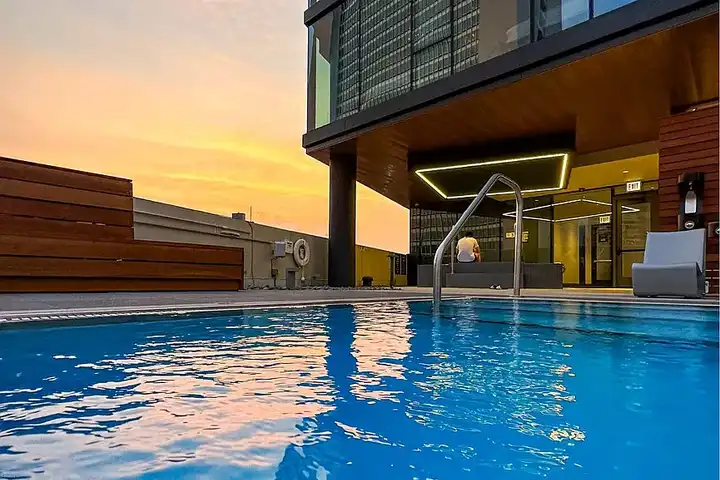 The 808 Cleveland - Chicago, IL 60610 | ApartmentGuide.com