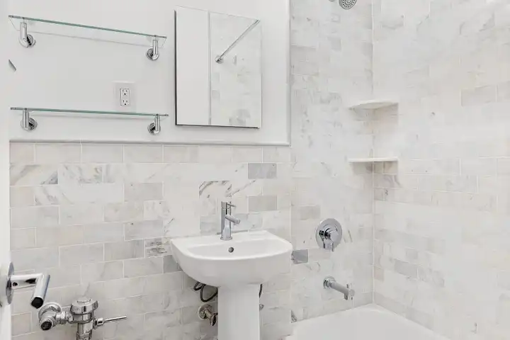 421 W 57th St #2-C - New York, NY 10019 | ApartmentGuide.com