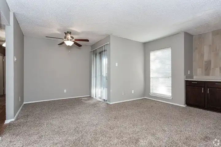 Walnut Ridge Apartments - Arlington, TX 76006 | ApartmentGuide.com