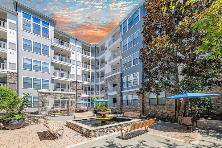 MAA Brookwood - Atlanta, GA 30309 | ApartmentGuide.com