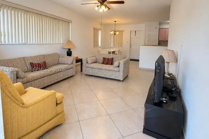 2317 Garfield St #3 - Hollywood, FL 33020 | ApartmentGuide.com