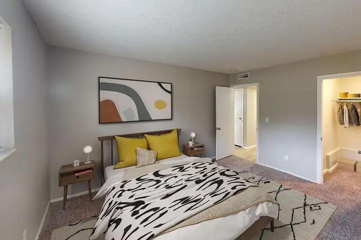 Springhurst East Apartments - Louisville, KY 40241 | ApartmentGuide.com