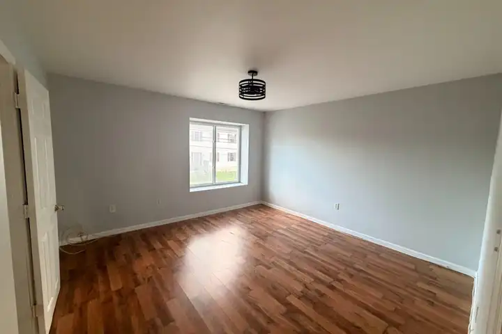 7 E Mill Rd #D - Maple Shade, NJ 08052 | ApartmentGuide.com