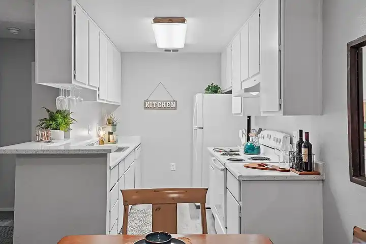 Gold Ridge Apartments - Sacramento, CA 95827 | ApartmentGuide.com