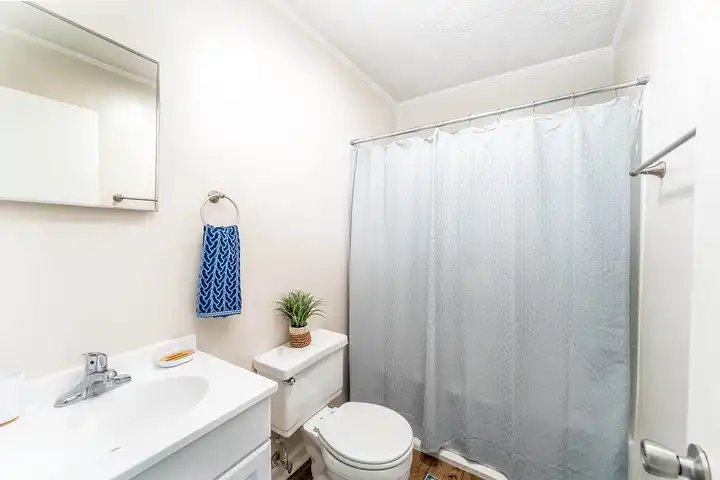 Linville Ridge Apartments - Winston-Salem, NC 27101 | ApartmentGuide.com