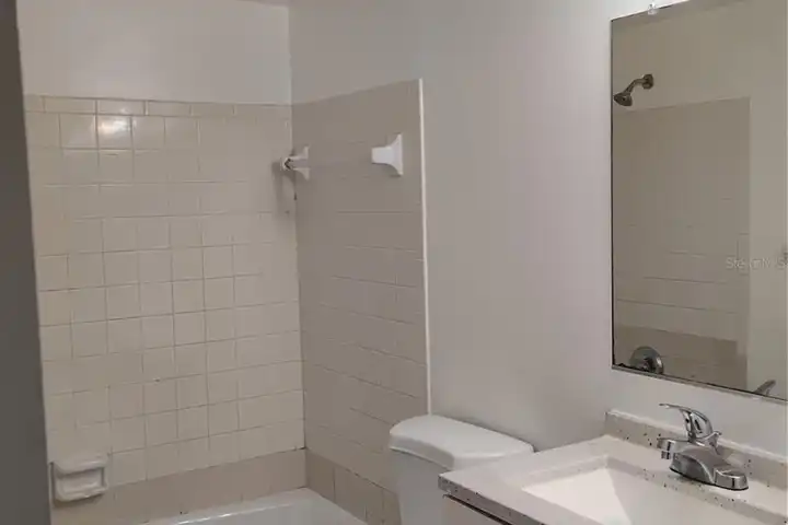 116 Southwest Jefferson Cir N unit 4 - Saint Petersburg, FL 33703 ...