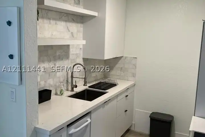 444 SW 4th St #102 - Miami, FL 33130 | ApartmentGuide.com