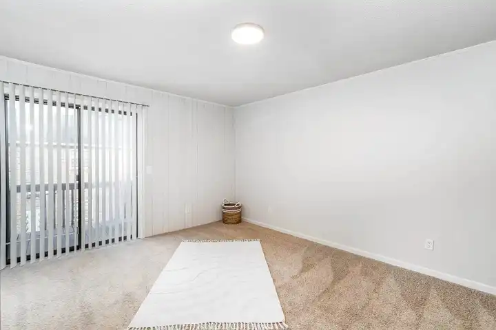 Linville Ridge Apartments - Winston-Salem, NC 27101 | ApartmentGuide.com