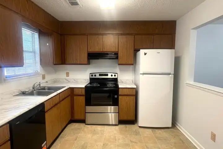 124 Tallulah Trail - Warner Robins, GA 31088 | ApartmentGuide.com