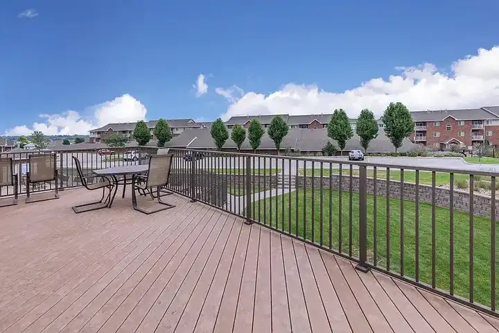 Springhill Ridge Apartments - Omaha, NE 68136 | ApartmentGuide.com