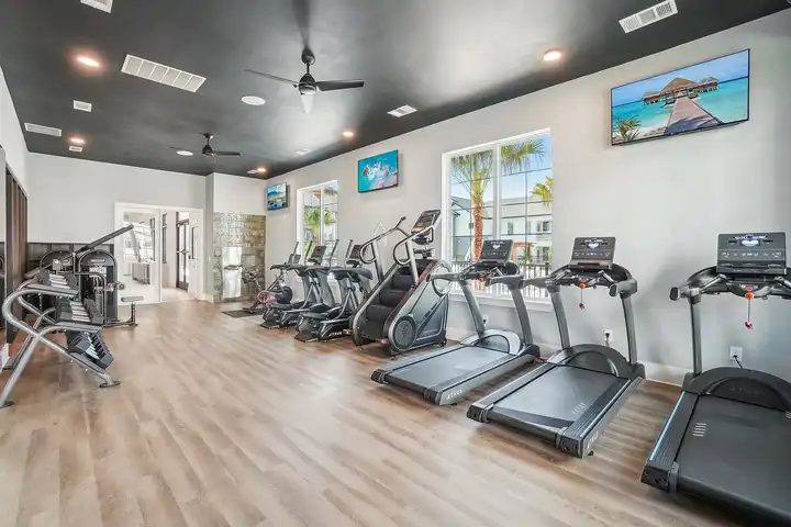 Colina Ranch Hill - San Antonio, FL 33576 | ApartmentGuide.com