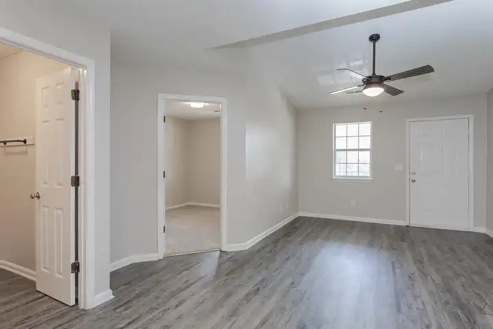 The Avery Apartments - Greenville, NC 27834 | ApartmentGuide.com