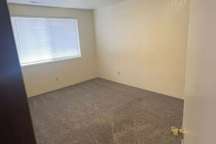 2300 Table Rock Rd unit 2300C - Medford, OR 97501 | ApartmentGuide.com