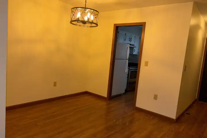 7850 Betsy Ross Cir - Dayton, OH 45459 | ApartmentGuide.com