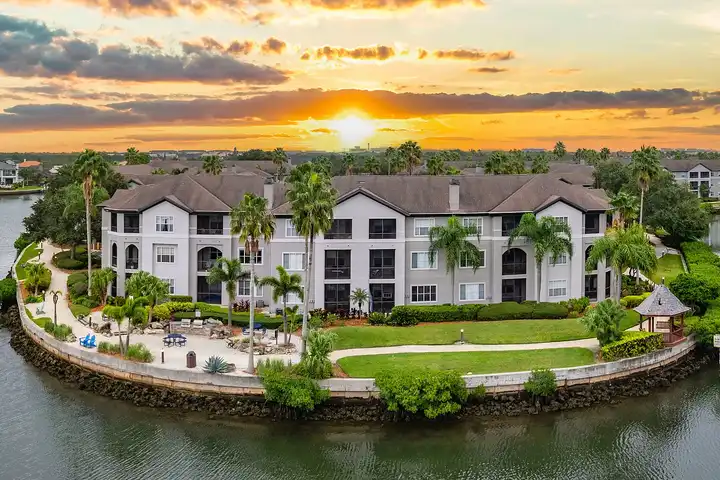 MAA Rocky Point - Tampa, FL 33607 | ApartmentGuide.com