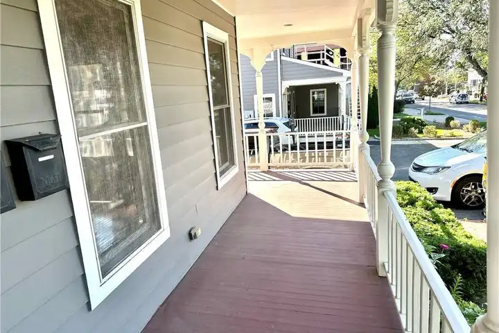 131 Mason St unit 1 - Greenwich, CT 06830 | ApartmentGuide.com