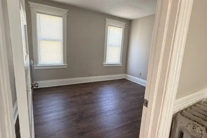 370 Maple Ave #3 - Hartford, CT 06114 | ApartmentGuide.com