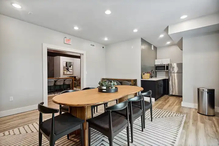 Ridgeway Place - Danbury, CT 06811 | ApartmentGuide.com