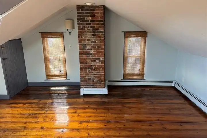 19 King St #4 - East Greenwich, RI 02818 | ApartmentGuide.com