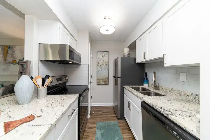 The Taylor at 502 - Louisville, KY 40220 | ApartmentGuide.com