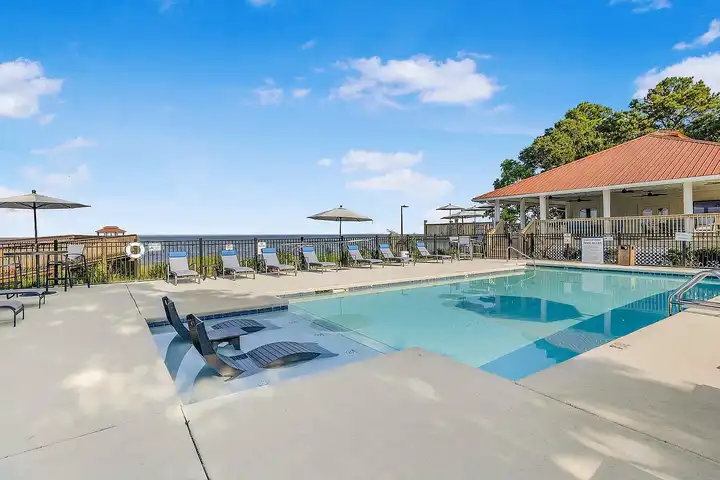 Grandview Pointe - Mobile, AL 36605 | ApartmentGuide.com