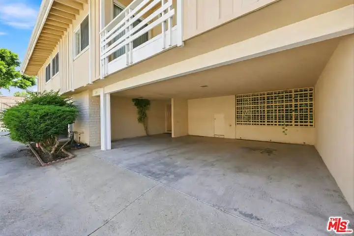 3500 W Manchester Blvd #23 - Inglewood, CA 90305 | ApartmentGuide.com