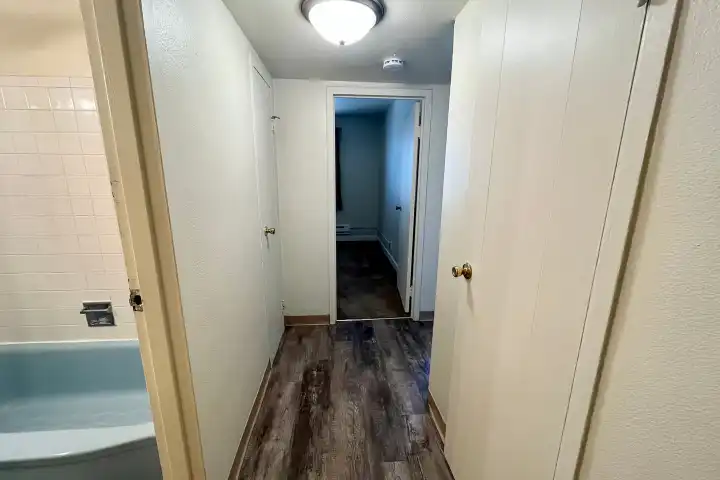 1029 E Knapp St unit 809 - Milwaukee, WI 53202 | ApartmentGuide.com