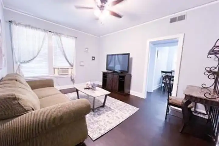 128 Stonewall St #1 - Memphis, TN 38104 | ApartmentGuide.com