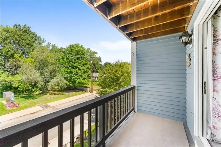283 Privilege St #4 - Woonsocket, RI 02895 | ApartmentGuide.com