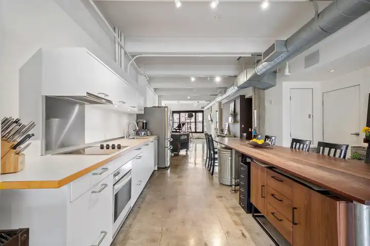 812 S Spring St unit # 5 - Los Angeles, CA 90014 | ApartmentGuide.com