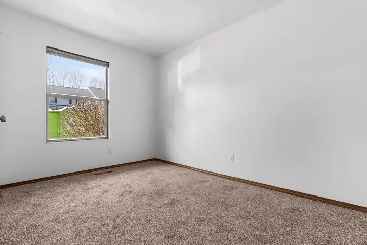 Northgate Apartments - Rochester, IN 46975 | ApartmentGuide.com