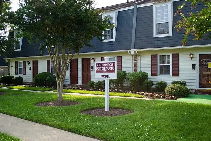 Old Bridge Apartments - Henrico, VA 23228 | ApartmentGuide.com