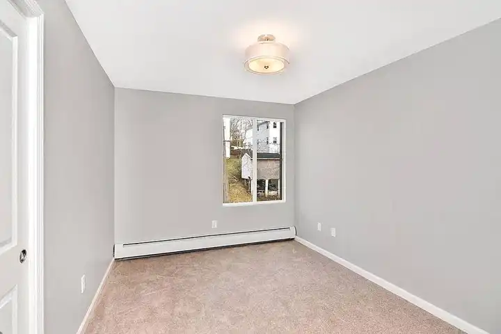Springwood Gardens - New Britain, CT 06053 | ApartmentGuide.com