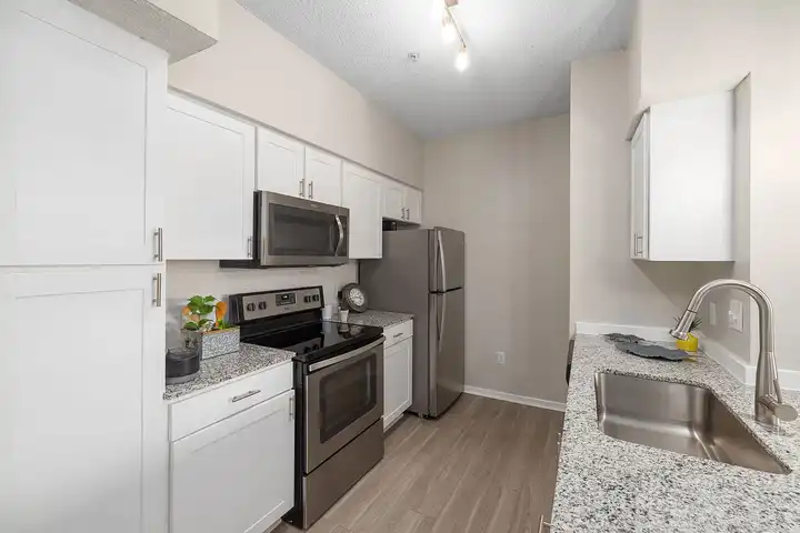 The Riley - Raleigh, NC 27612 | ApartmentGuide.com