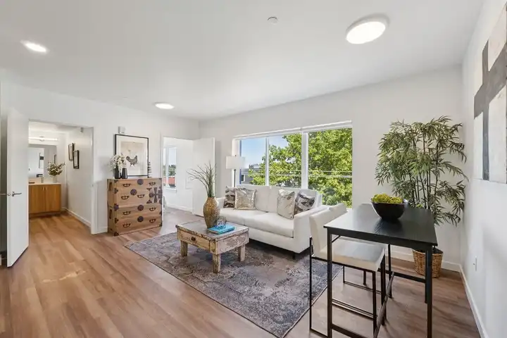 Keystone Apartments - Seattle, WA 98106 | ApartmentGuide.com