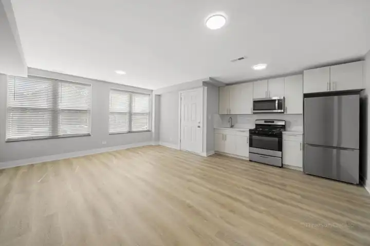 2702 S Homan Ave #2 - Chicago, IL 60623 | ApartmentGuide.com