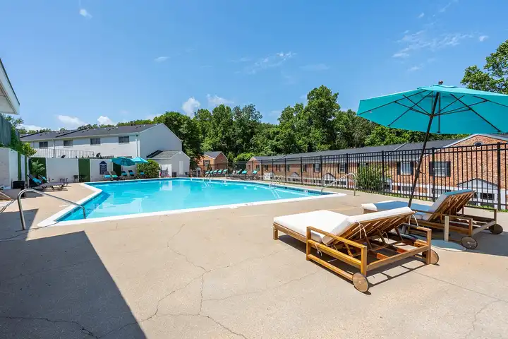 Blue Ridge Crossing Apartments & Townhomes - Charlottesville, VA 22901 ...