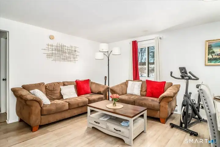 Apartments for Rent at 7 Padanaram Rd