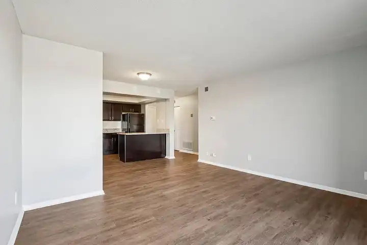 Edgewater Apartments - Indianapolis, IN 46220 | ApartmentGuide.com
